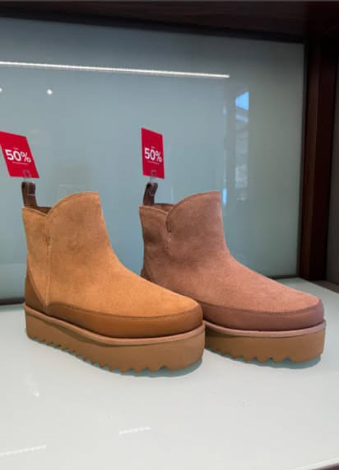 UGG Alina Mini Bot