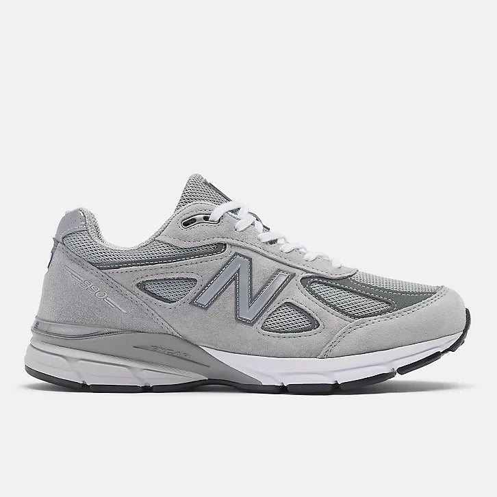 New Balance 990v4