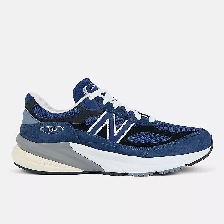 New Balance 990v6