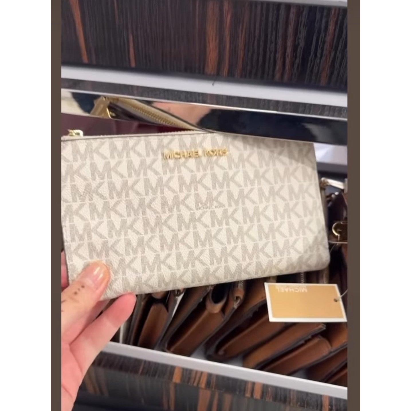 Michael Kors Double Zip Wallet